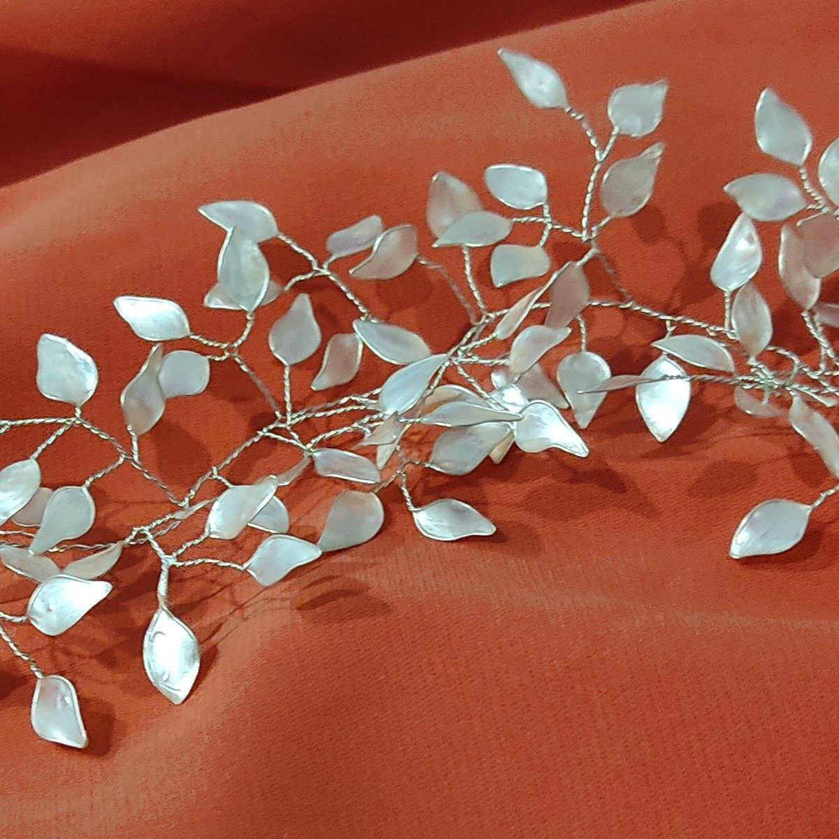 ACREA DETALLE FONDO COLOR