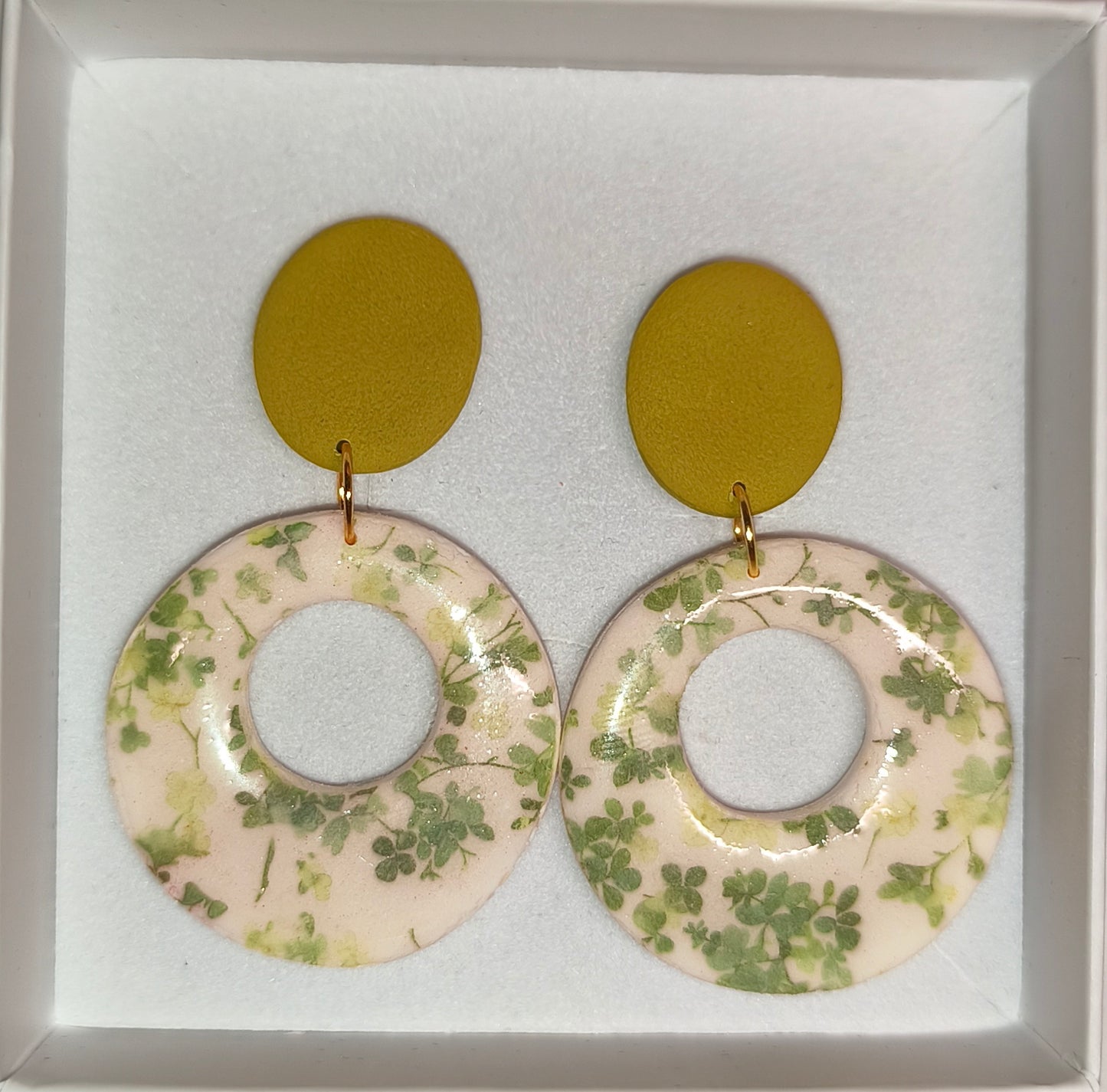 Círculo hojas verde