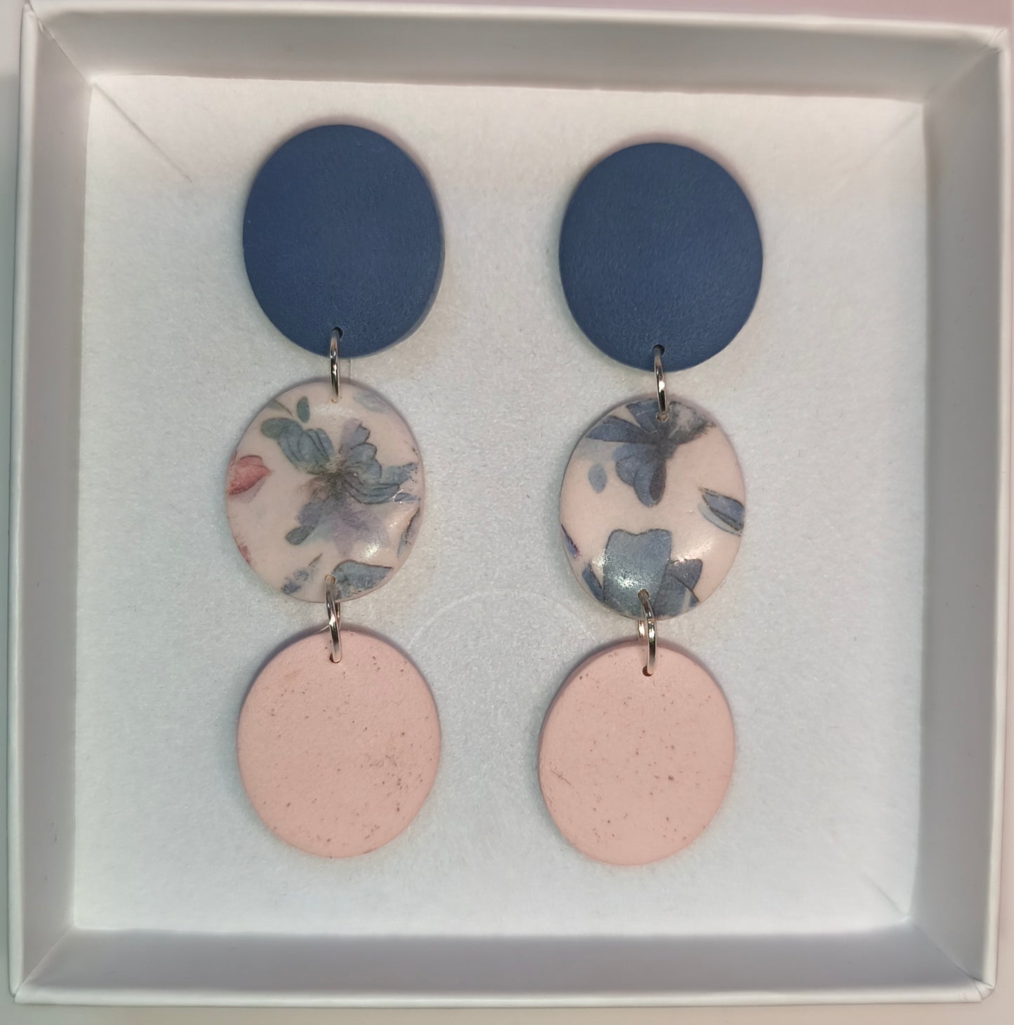 Disco floral azul-rosa