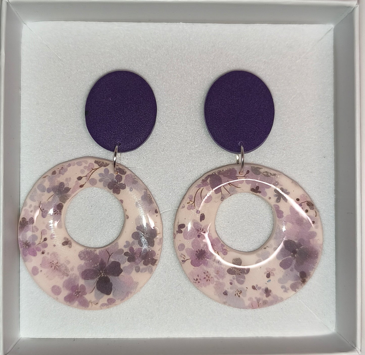 Círculo floral morado