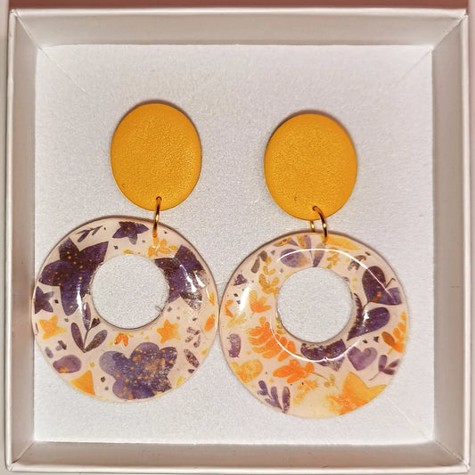 Círculo floral mostaza
